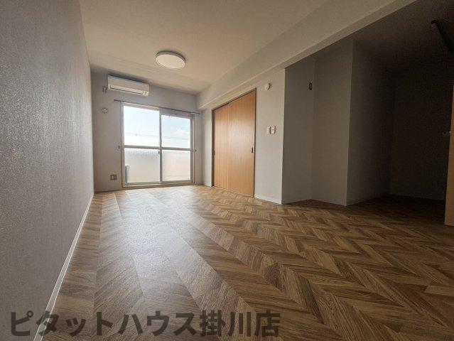 掛川市上屋敷マンション リビング