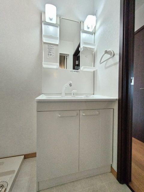 島田市稲荷アパート 洗面