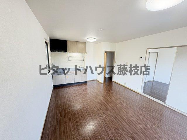 島田市高島町アパート リビング