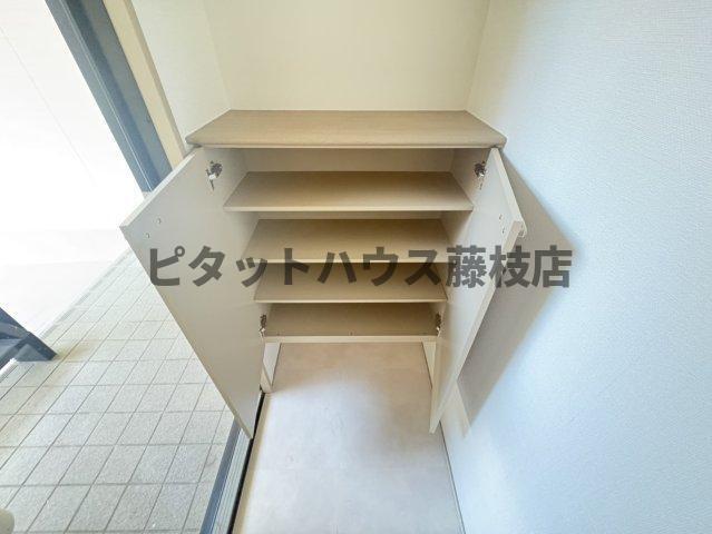 島田市高島町アパート 収納