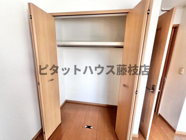 焼津市西小川アパート 収納
