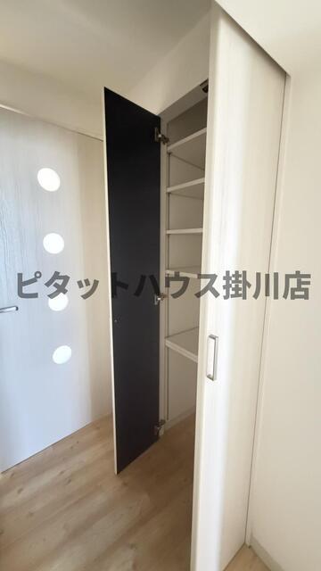 掛川市二瀬川マンション 収納