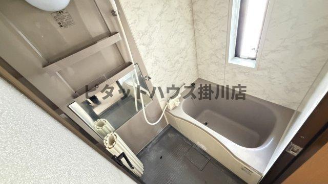 掛川市下俣一戸建 バス／シャワー