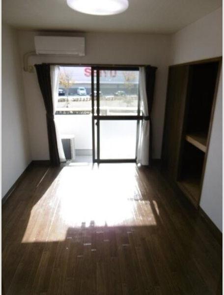 藤枝市南新屋アパート リビング