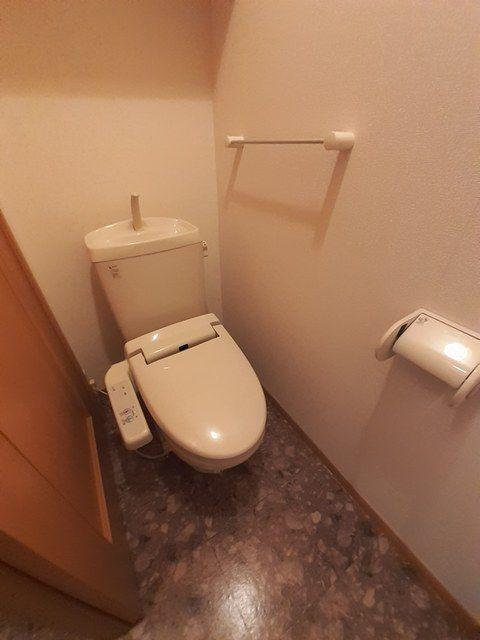 磐田市上大之郷アパート トイレ