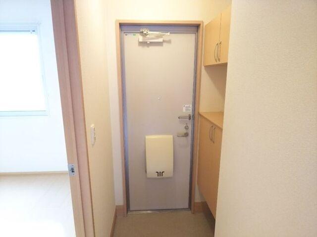 袋井市方丈アパート 玄関