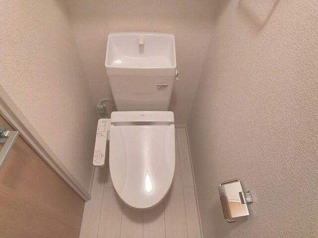 袋井市上山梨アパート トイレ