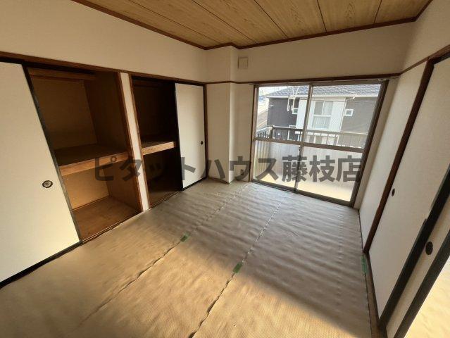 藤枝市水守アパート 収納