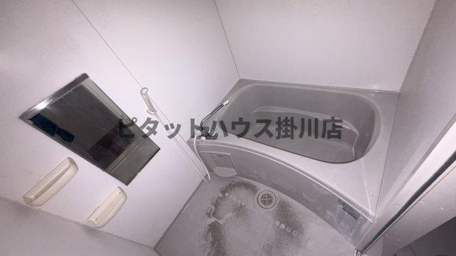 掛川市仁藤町アパート バス／シャワー