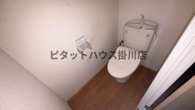 掛川市仁藤町アパート トイレ
