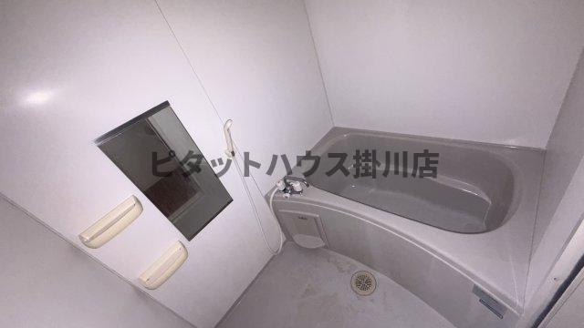 掛川市仁藤町アパート バス／シャワー
