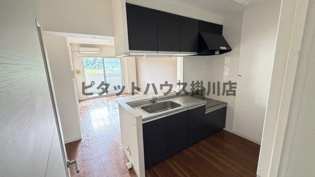 袋井市豊沢マンション キッチン