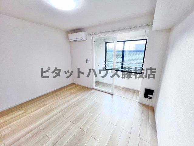 焼津市塩津アパート リビング