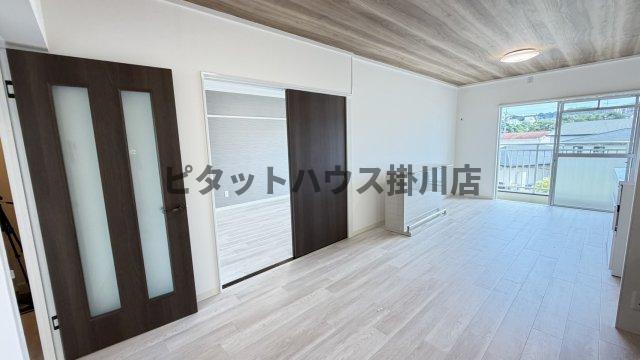 掛川市緑ケ丘アパート リビング
