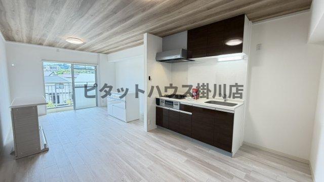 掛川市緑ケ丘アパート リビング