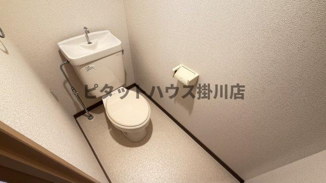 掛川市下垂木マンション トイレ