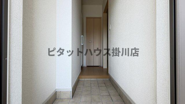 掛川市大池アパート 玄関