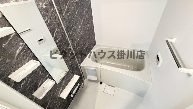 掛川市細田アパート バス／シャワー