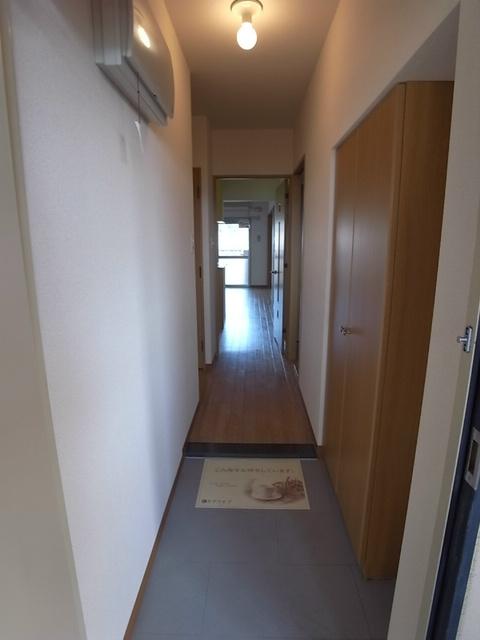 掛川市長谷マンション 玄関