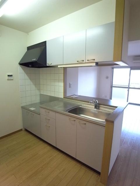 掛川市長谷マンション キッチン