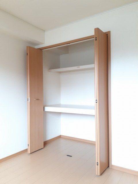 袋井市新池アパート 収納