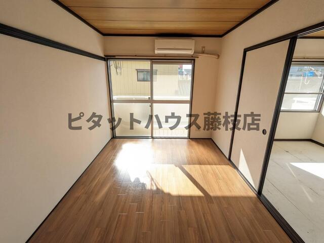 藤枝市高洲アパート リビング