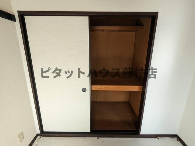 藤枝市高洲アパート 収納
