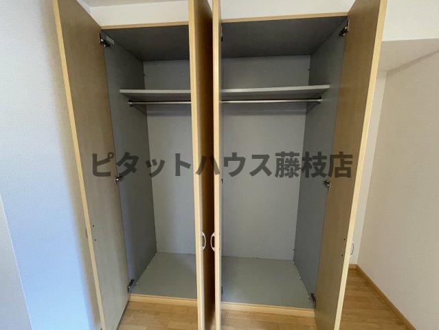 焼津市大村アパート 収納