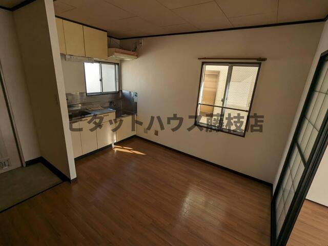 藤枝市高洲アパート リビング