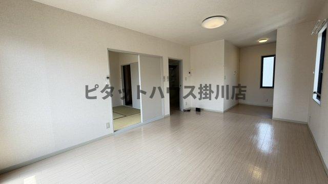 磐田市水堀アパート リビング