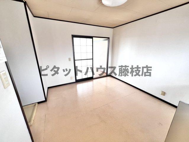 藤枝市高洲アパート リビング