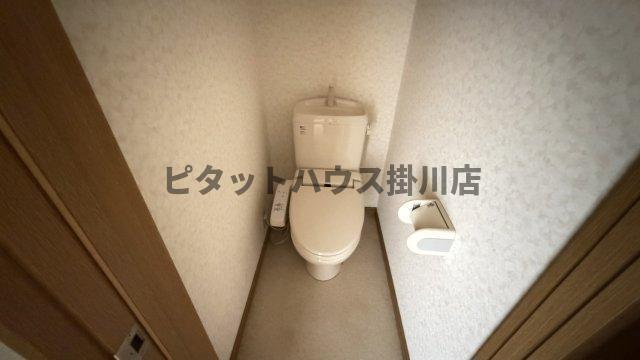 袋井市春岡アパート トイレ