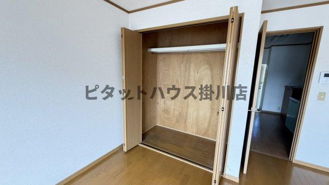 袋井市春岡アパート 収納