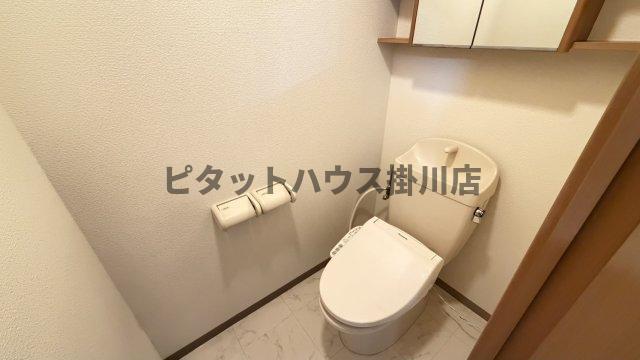 袋井市上山梨アパート トイレ
