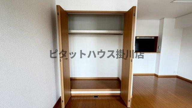 袋井市春岡アパート 収納