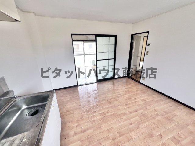 焼津市大栄町アパート バルコニー