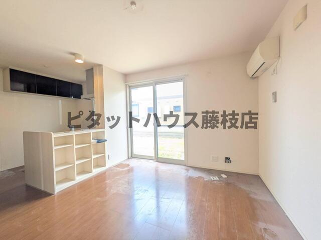 焼津市八楠アパート リビング
