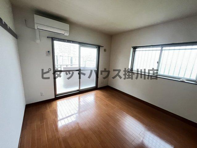 袋井市川井マンション リビング
