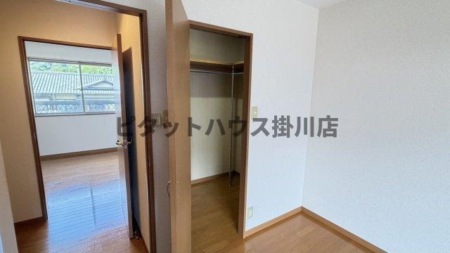 袋井市春岡テラスハウス 収納