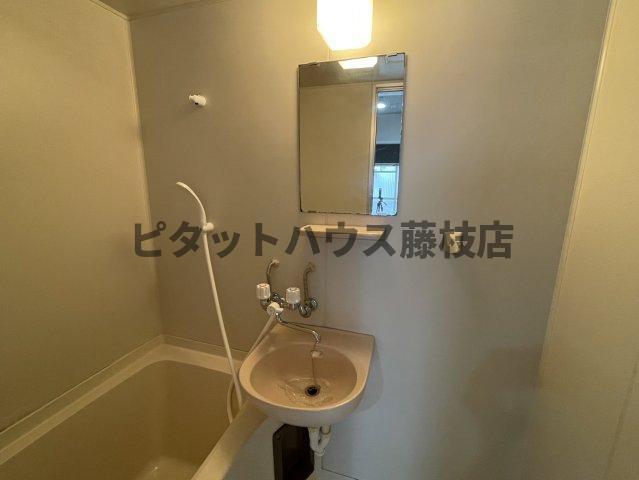 藤枝市高柳アパート 洗面