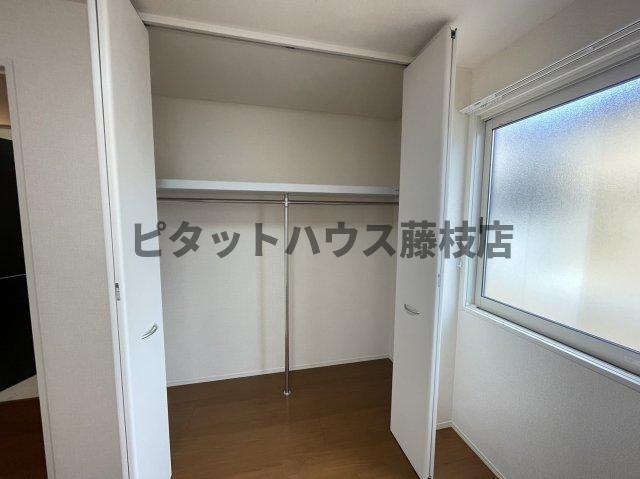 焼津市八楠アパート 収納