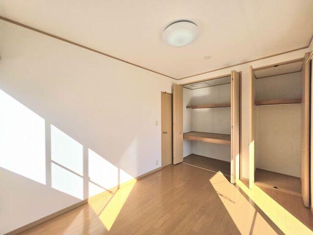 磐田市上大之郷アパート 収納