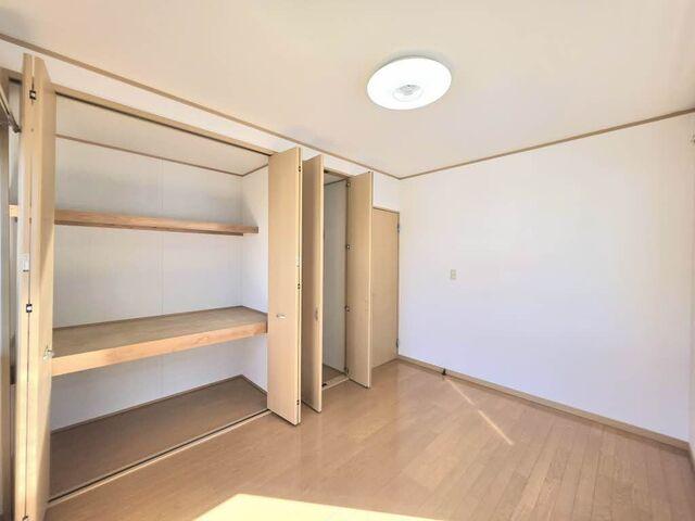 磐田市上大之郷アパート 収納