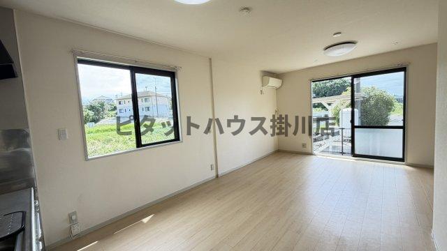 菊川市西方アパート リビング