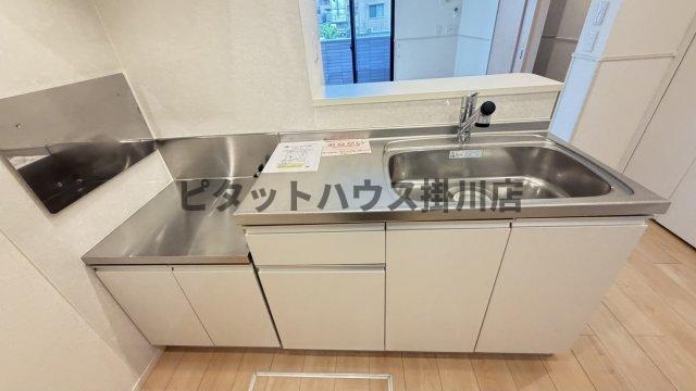 掛川市長谷アパート キッチン