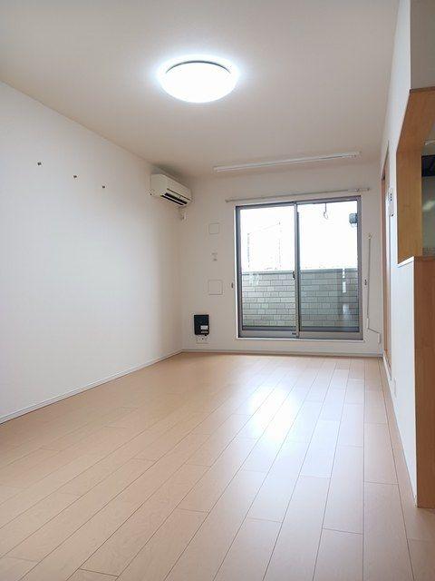 焼津市柳新屋アパート リビング