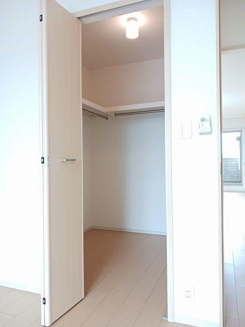焼津市柳新屋アパート 収納