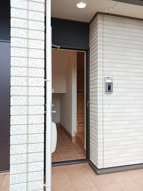 焼津市柳新屋アパート 玄関