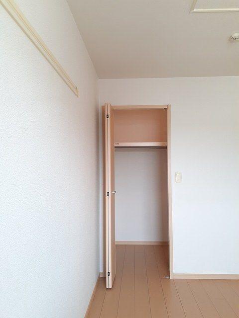 袋井市村松アパート 収納