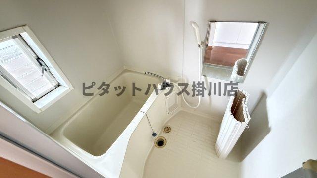 掛川市高御所アパート バス／シャワー